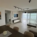 Theview 4